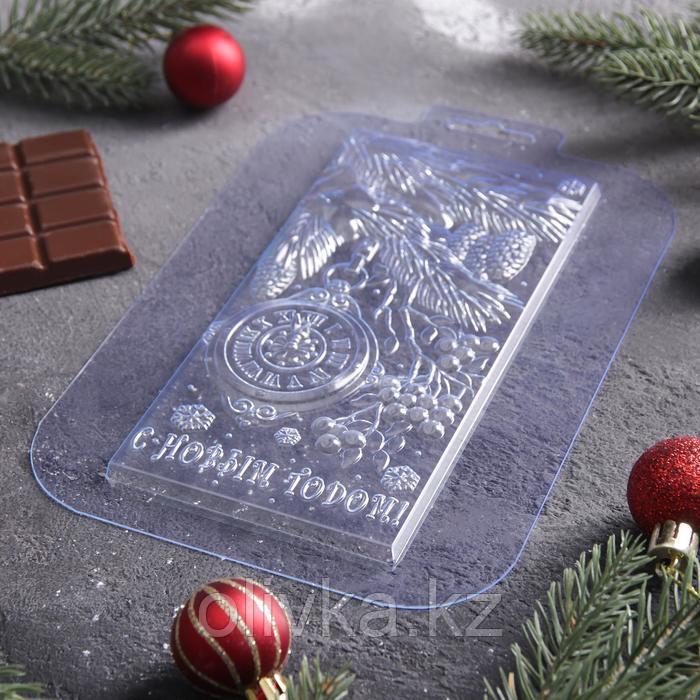 Форма для шоколада и конфет пластиковая «С Новым годом. Ёлка, часы», 17×8,5 см, цвет прозрачный - фото 2 - id-p112980962