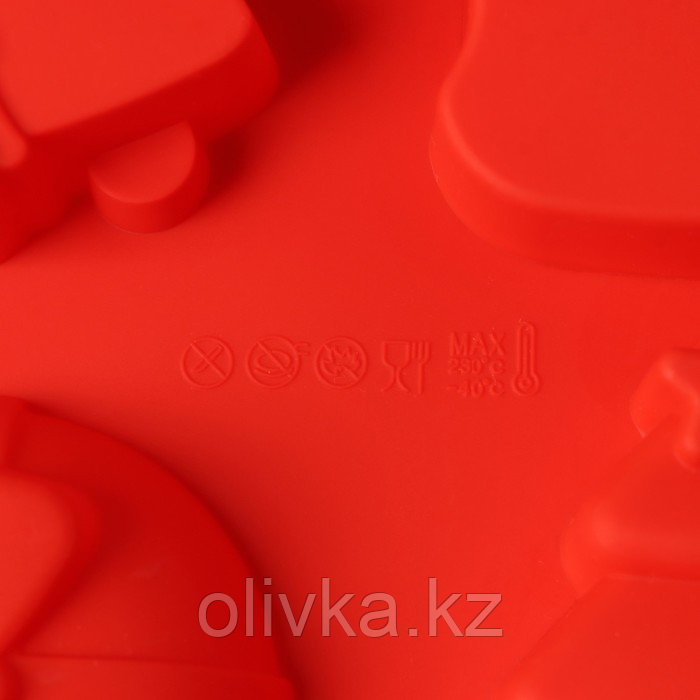 Форма силиконовая для выпечки Доляна «Новый год. Праздник к нам приходит», 26×17,5 см, 6 ячеек, цвет красный - фото 4 - id-p112978829