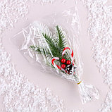 Новогодняя композиция «Белые кисточки с шишкой», фото 3