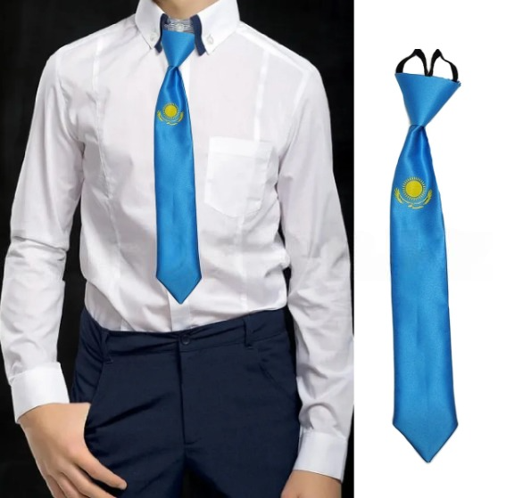 галстук с гербом казахстана голубой атласный