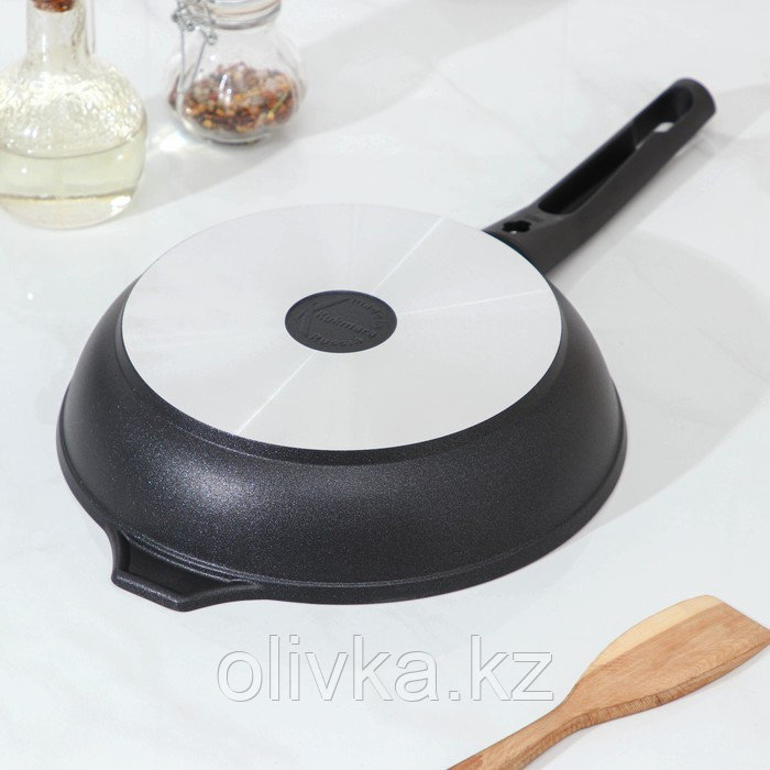Сковорода «Традиция», d=22 см, стеклянная крышка, съёмная ручка, антипригарное покрытие, цвет чёрный - фото 3 - id-p113242359