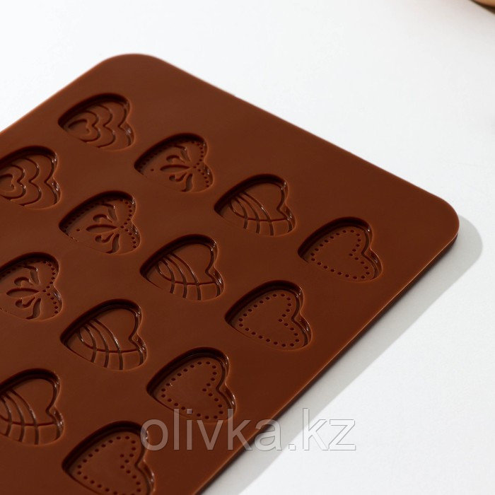 Форма силиконовая для шоколада Доляна «Сердечки», 21×11 см, 24 ячейки, цвет шоколадный - фото 3 - id-p113242488