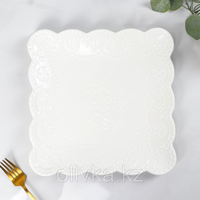 Тарелка фарфоровая квадратная Доляна «Сьюзен», d=26 см, цвет белый - фото 1 - id-p113255470