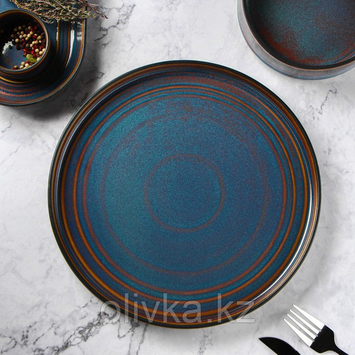 Тарелка фарфоровая подстановочная Magistro Garland, d=27,5 см, цвет синий - фото 1 - id-p113267441