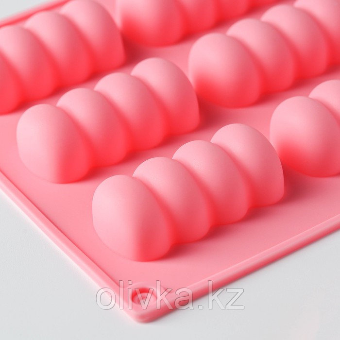 Форма силиконовая для выпечки Доляна «Сладости. Бабл»,12 ячеек, 28×16×2 см, цвет розовый - фото 4 - id-p113263348