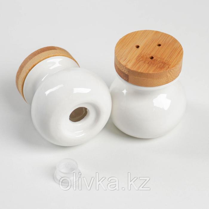 Набор банок фарфоровых для специй на деревянной подставке Доляна «Эстет», 6 предметов: 50 мл, цвет белый - фото 3 - id-p113257438