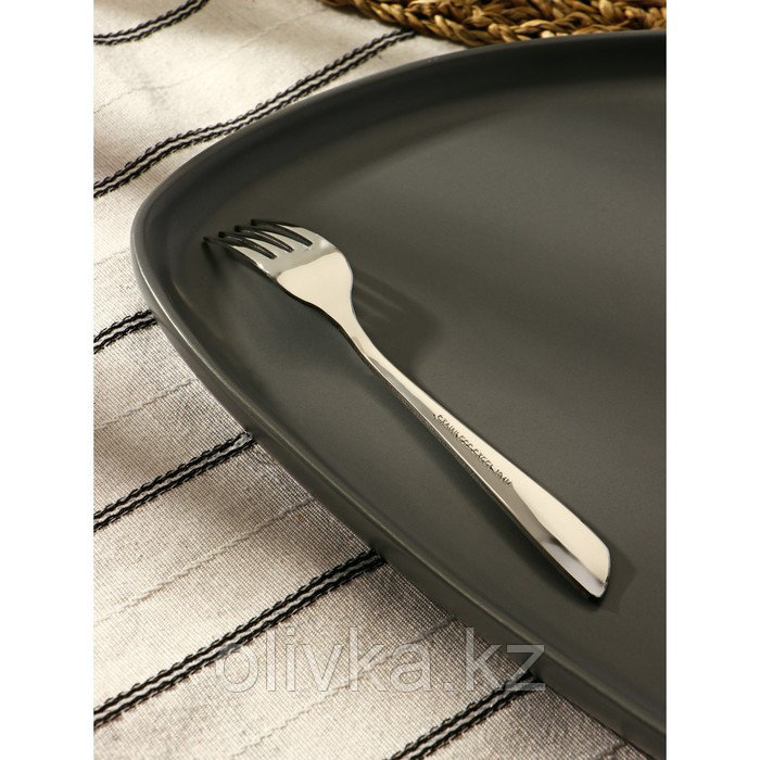 Вилка десертная из нержавеющей стали Magistro «Эми», длина 15,5 см, цвет серебряный - фото 4 - id-p113259117