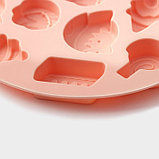 Форма силиконовая для льда и кондитерских украшений Доляна «Сладости», 12×1 см, 16 ячеек, цвет МИКС, фото 3