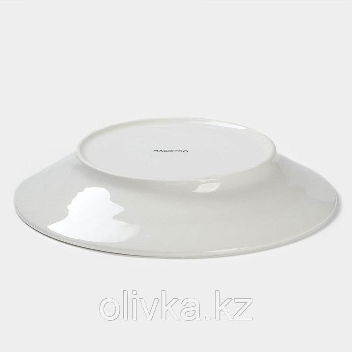 Тарелка фарфоровая глубокая Magistro «Блик», d=23 см, цвет белый - фото 3 - id-p113253191