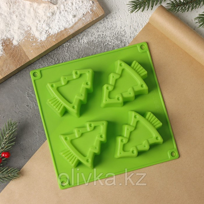 Форма силиконовая для выпечки Доляна «Новый год. Ёлочки», 18×18 см, 4 ячейки, цвет зелёный - фото 1 - id-p112977544