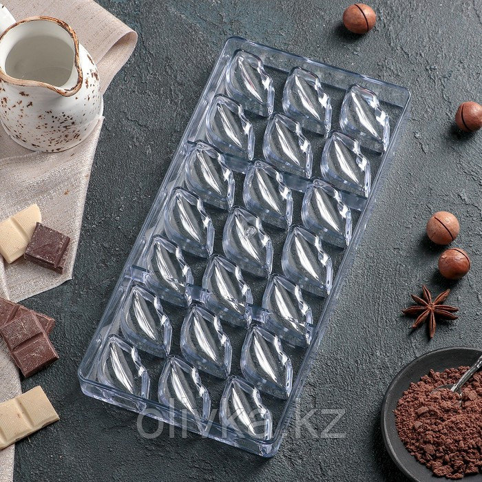 Форма для шоколада и конфет KONFINETTA «Губки», 28×14 см , 21 ячейка, ячейка 4,8×2,5×1,8 см - фото 4 - id-p113254126