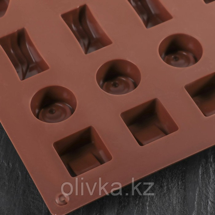 Форма для шоколада силиконовая Доляна «Коробка конфет», 27×23×1,5 см, 30 ячеек - фото 3 - id-p113251533
