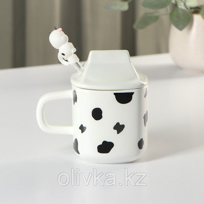 Кружка керамическая с крышкой и трубочкой Milk, 350 мл, цвет белый и чёрный - фото 4 - id-p113275260