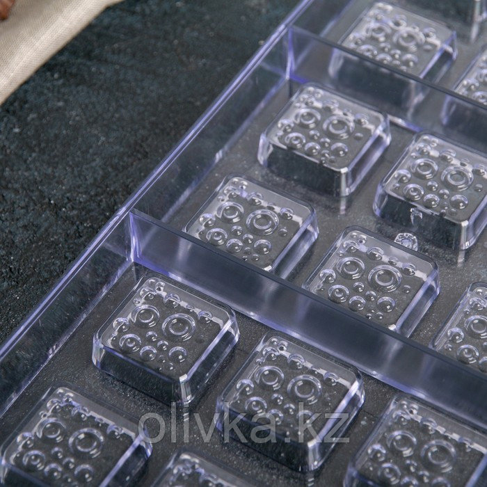 Форма для шоколада и конфет KONFINETTA «Пористый шоколад», 33×16,5×2,5 см, 18 ячеек, ячейка 3×3×1 см - фото 2 - id-p113254150