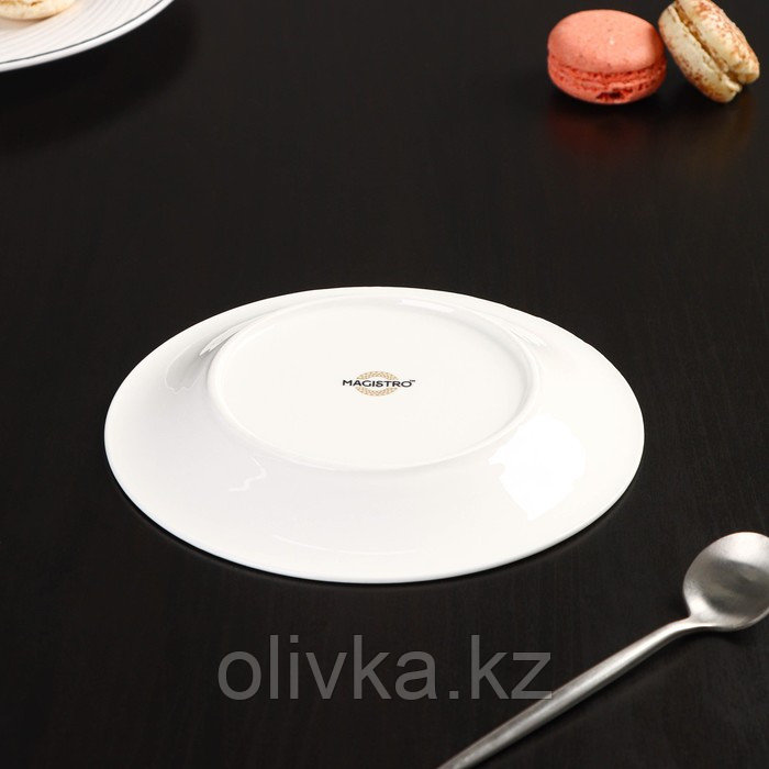 Тарелка фарфоровая пирожковая с утолщённым краем Magistro La Perle, d=16 см, цвет белый - фото 4 - id-p113269654