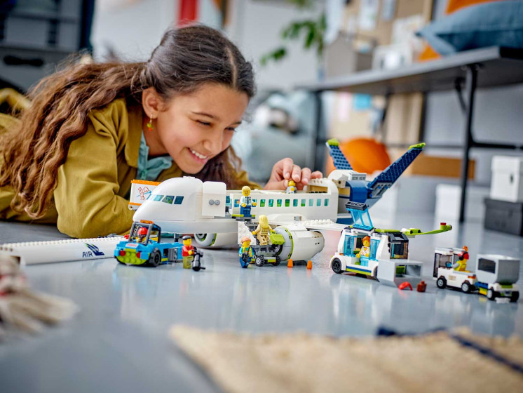 LEGO City 60367 Пассажирский самолет, конструктор ЛЕГО - фото 10 - id-p113421831