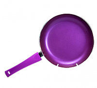 4829 FISSMAN Сковорода для жарки DIVERSO 24x4,5 см с ручкой лилового цвета (алюминий с антипригарным покрытием