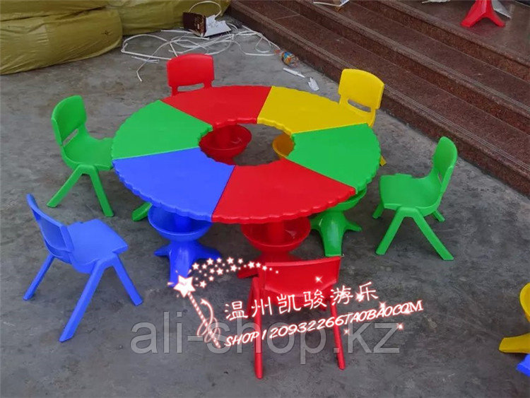 Пластиковый детский столик с секциями, 6 секций, Китай - фото 1 - id-p113459696