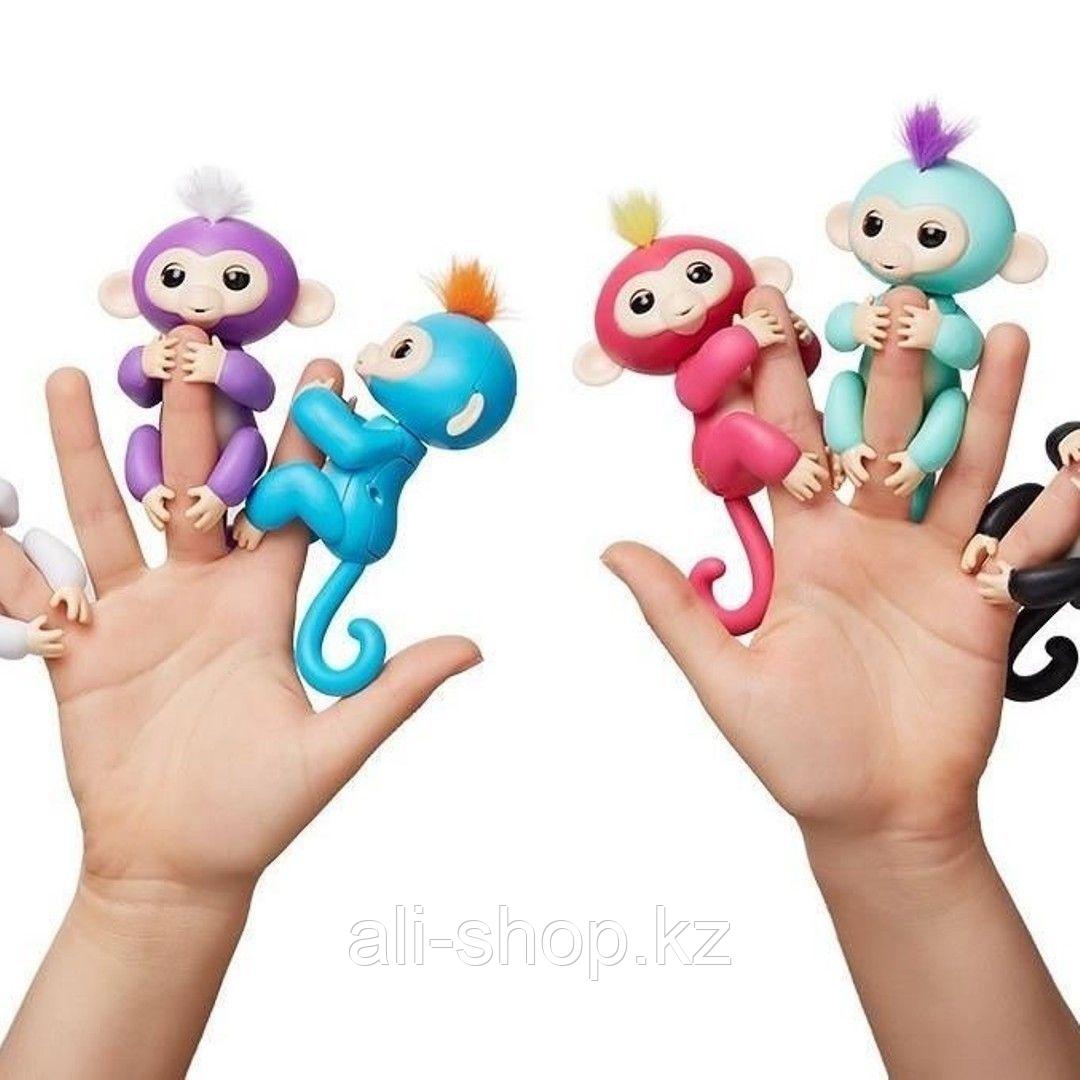 Интерактивная обезьянка Софи Fingerlings Baby Monkey, белый - фото 6 - id-p113464294