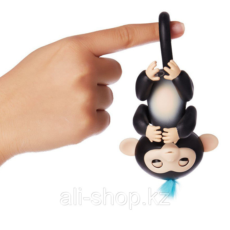 Интерактивная обезьянка Фин Fingerlings Baby Monkey, черный - фото 5 - id-p113464459
