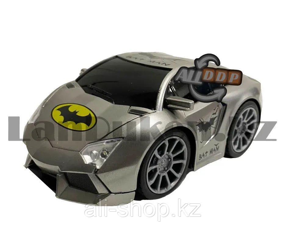 Машинка радиоуправляемая Бэтмен Batman со световым эффектом на батарейках Н615S - фото 8 - id-p113469379