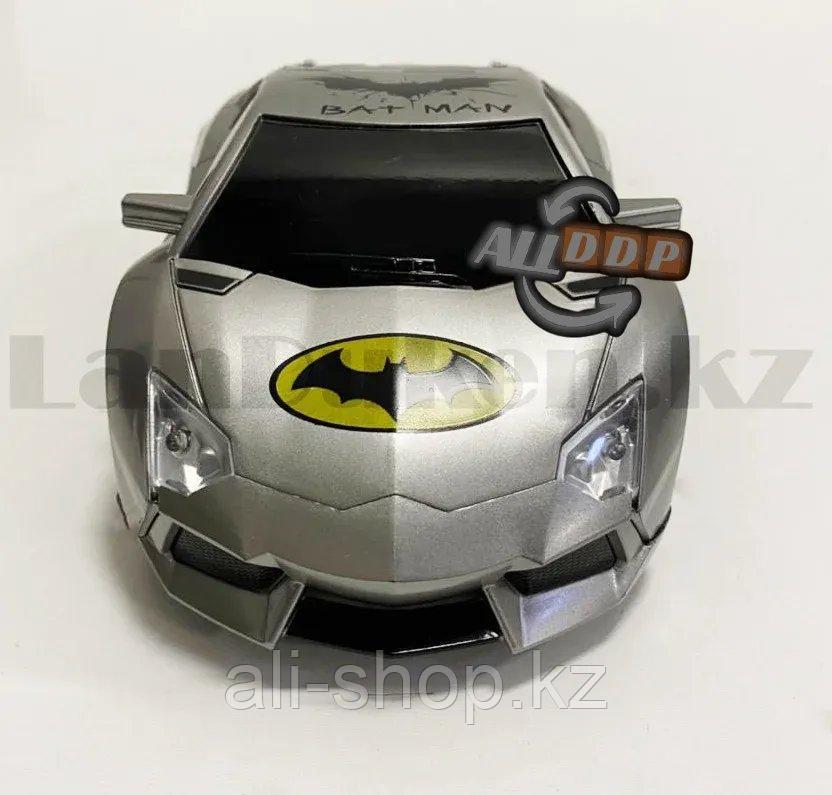 Машинка радиоуправляемая Бэтмен Batman со световым эффектом на батарейках Н615S - фото 9 - id-p113469379