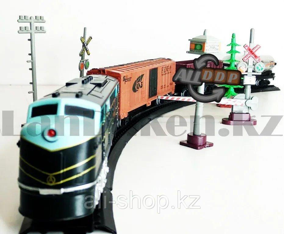 Игрушечный набор железная дорога и поезд со свето-звуковым сопровождением Int'l Express - фото 8 - id-p113469141