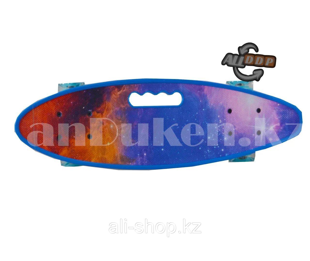 Лонгборд подростковый 59*16 Penny Board с ручкой и со светящимися колесами (пенни борд) Космос - фото 3 - id-p113469582