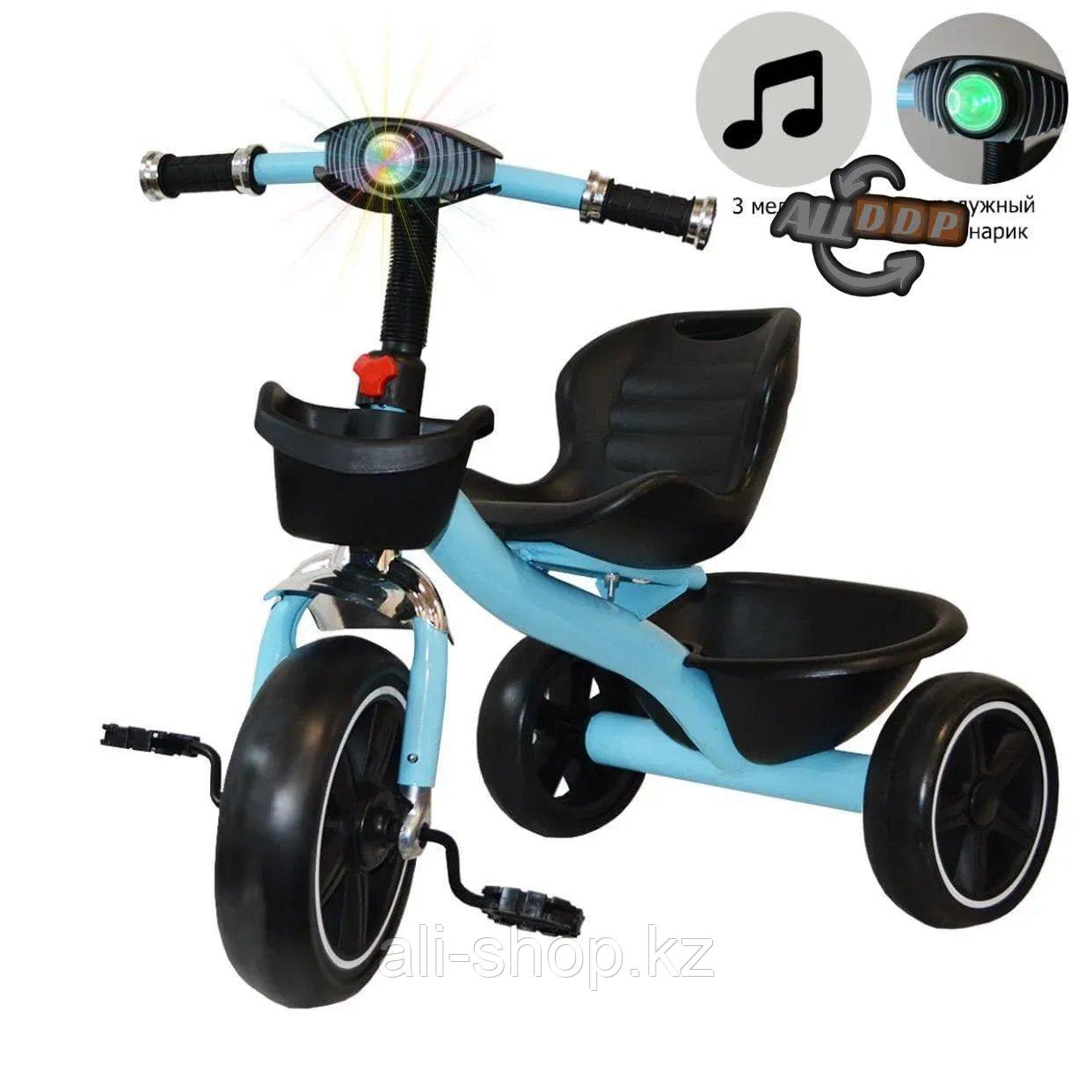 Трехколесный детский велосипед с led фонариком музыкальными эффектами багажником и корзинкой голубой - фото 1 - id-p113469604