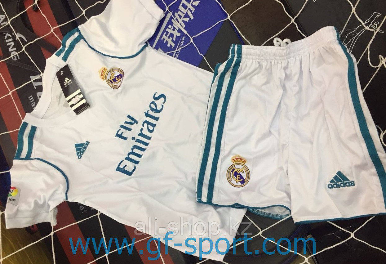 Футбольная форма "Real Madrid" - фото 1 - id-p113470736