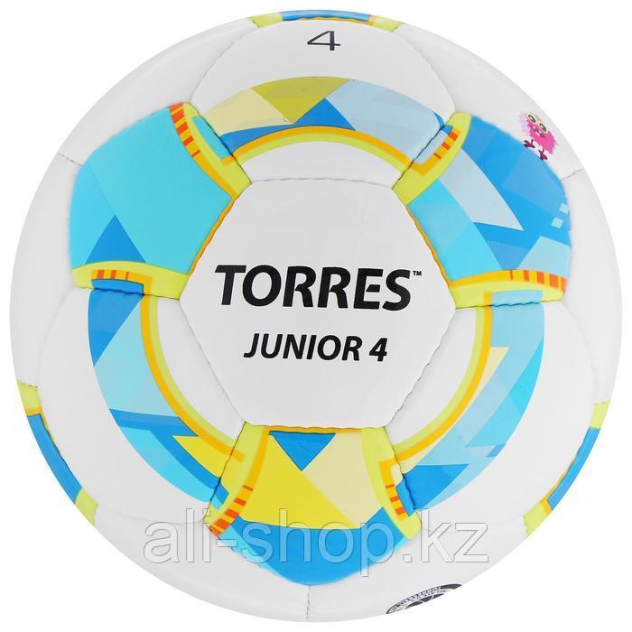 Мяч футбольный TORRES Junior-4, размер 4, вес 310-330 г, глянцевый ПУ, 3 слоя, 32 панели, ручная сши ... - фото 1 - id-p113478405