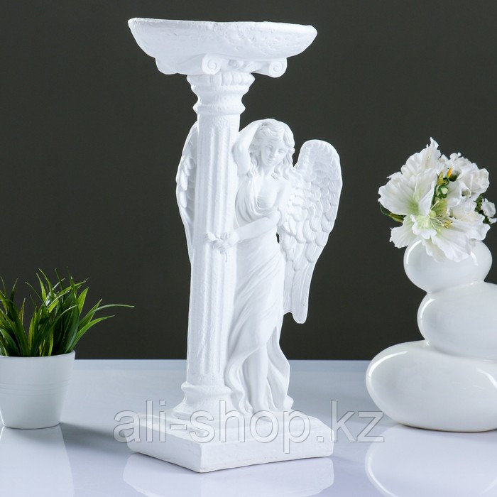 Фигура "Ангел девушка у колонны" белый 21х18х42см