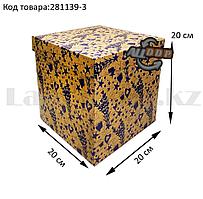 Подарочная коробка L (20x20x20) квадратная со съемной крышкой в цветочной тематике с фиолетовыми цветами