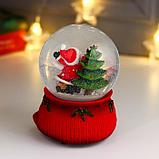 Сувенир полистоун водяной шар музыка "Дед Мороз танцует у ёлочки" d=10 см, фото 5