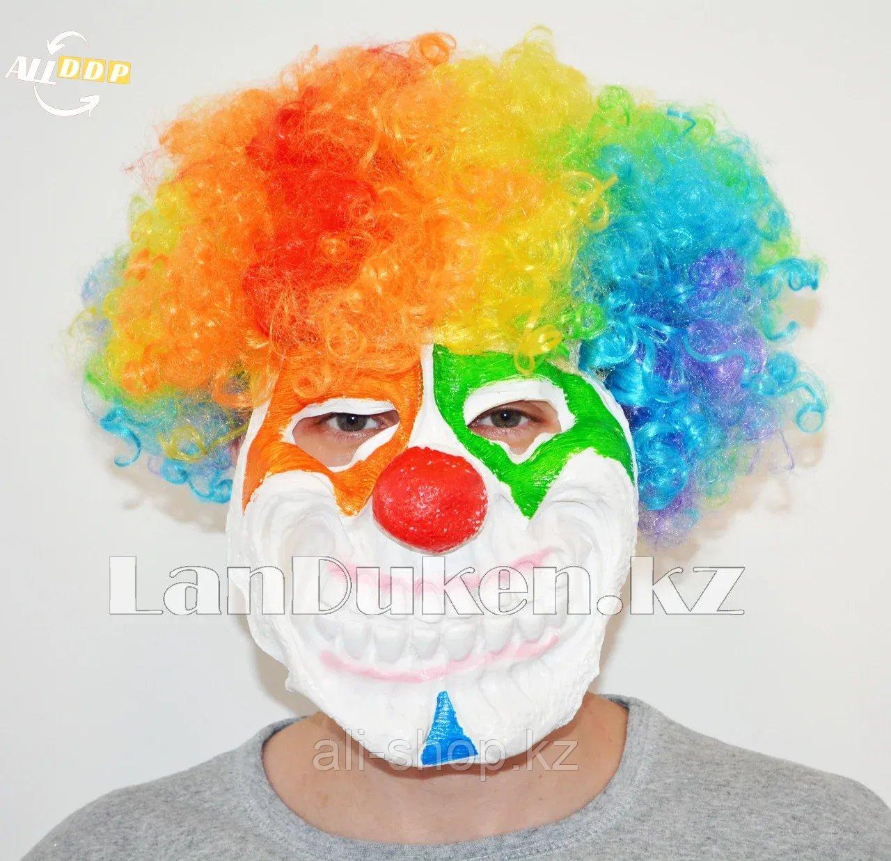 Латексная маска на хэллоуин ужасный клоун с радужными волосами 04 - фото 1 - id-p113501511