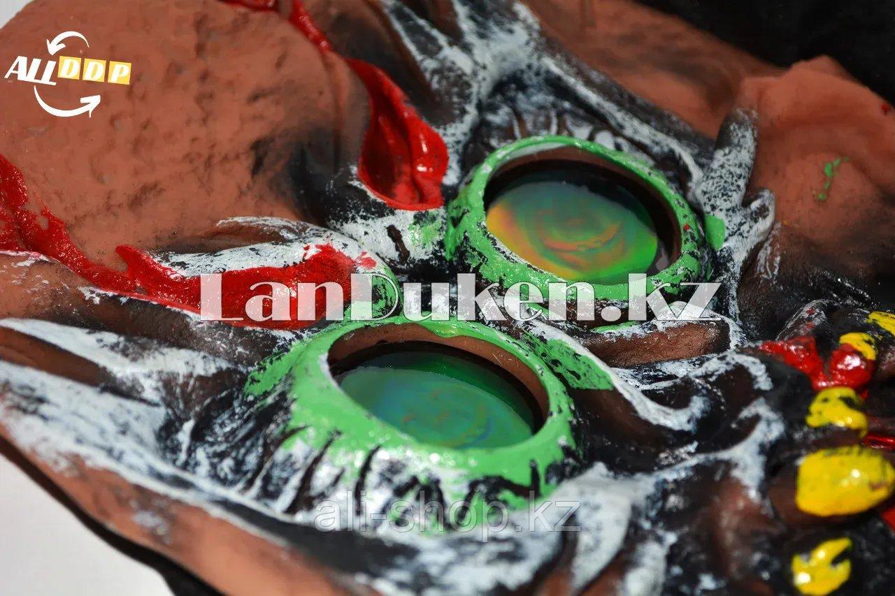 Латексная маска на хэллоуин злобное существо с 3D линзами 02 - фото 4 - id-p113501521