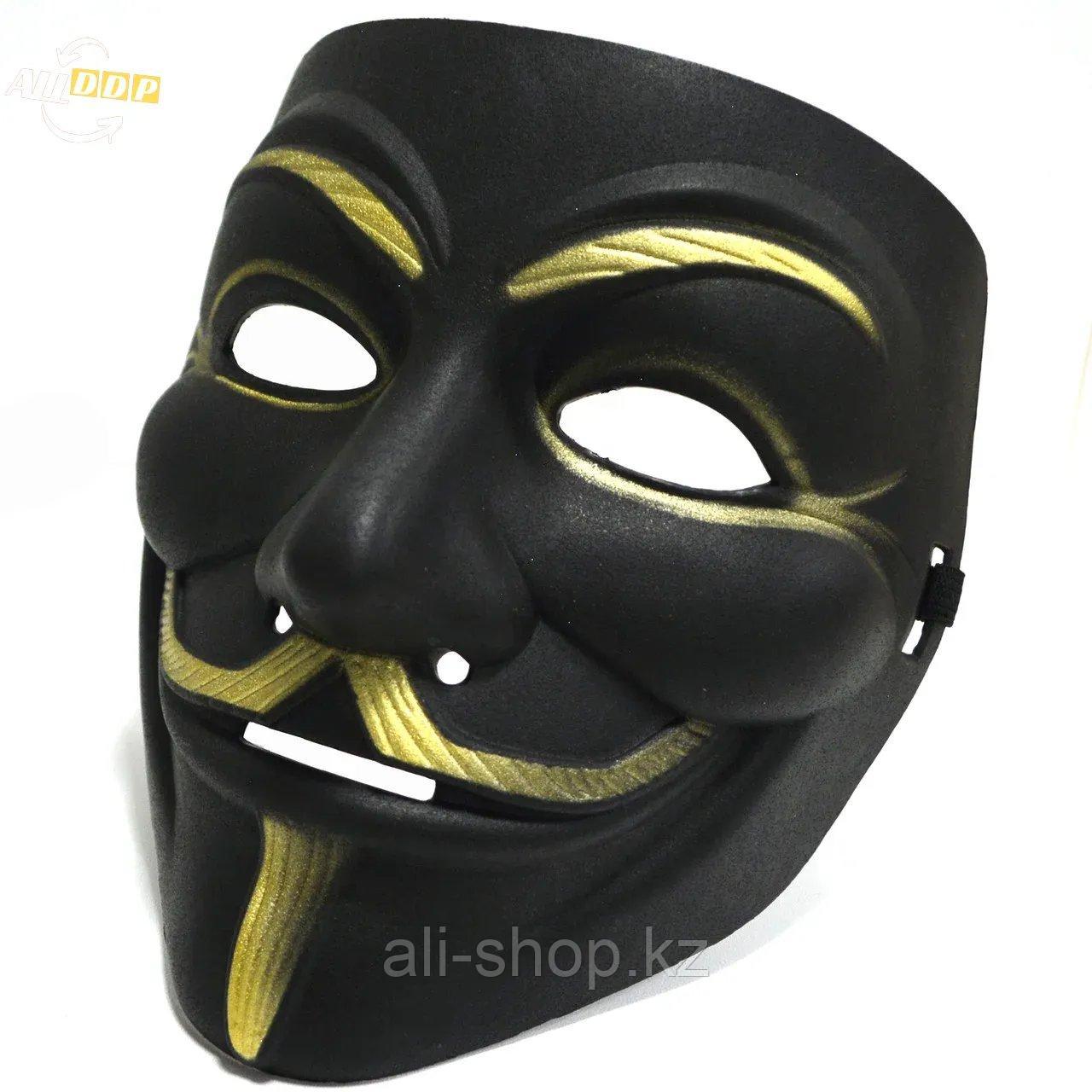 Маска Гая Фокса карнавальная маска с подкладками Анонимус матовая черная с золотистыми чертами - фото 1 - id-p113501569