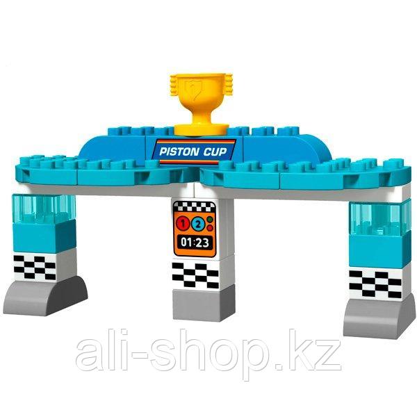Lego Duplo 10857 Лего Дупло Тачки Гонка за Кубок Поршня - фото 2 - id-p113512228