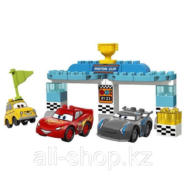 Lego Duplo 10857 Лего Дупло Тачки Гонка за Кубок Поршня - фото 7 - id-p113512228