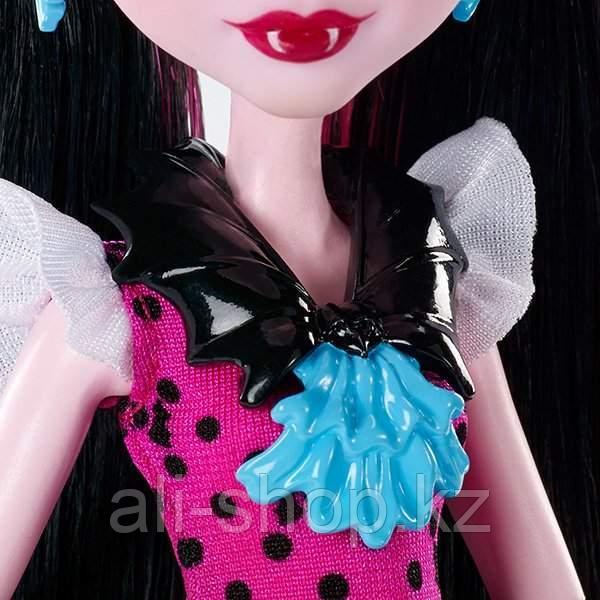 Monster High DNW98 Кукла Дракулаура - фото 5 - id-p113517589