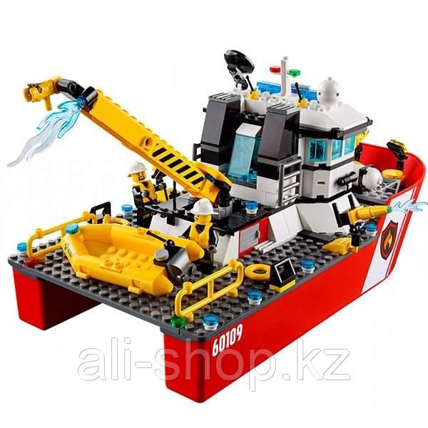 Lego City 60109 Лего Город Пожарный катер - фото 5 - id-p113511942