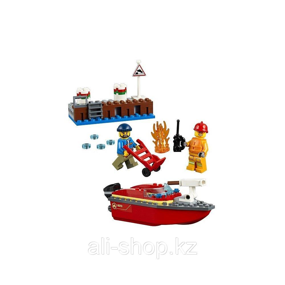 Lego City 60213 Конструктор Лего Город Пожарные: Пожар в порту - фото 2 - id-p113512005