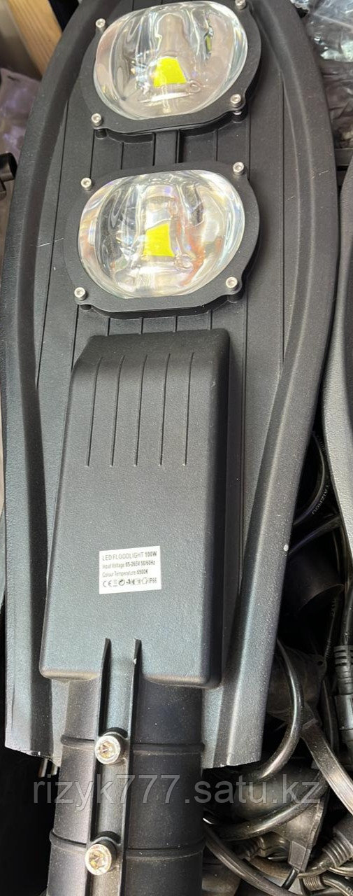 Светильник уличный консольный 100 ВТ Кобра в черном и сером цвете - фото 3 - id-p113551552