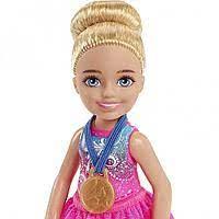 Barbie КУКЛА BARBIE КАРЬЕРА ЧЕЛСИ С АКСЕССУАРАМИ ФИГУРИСТКА