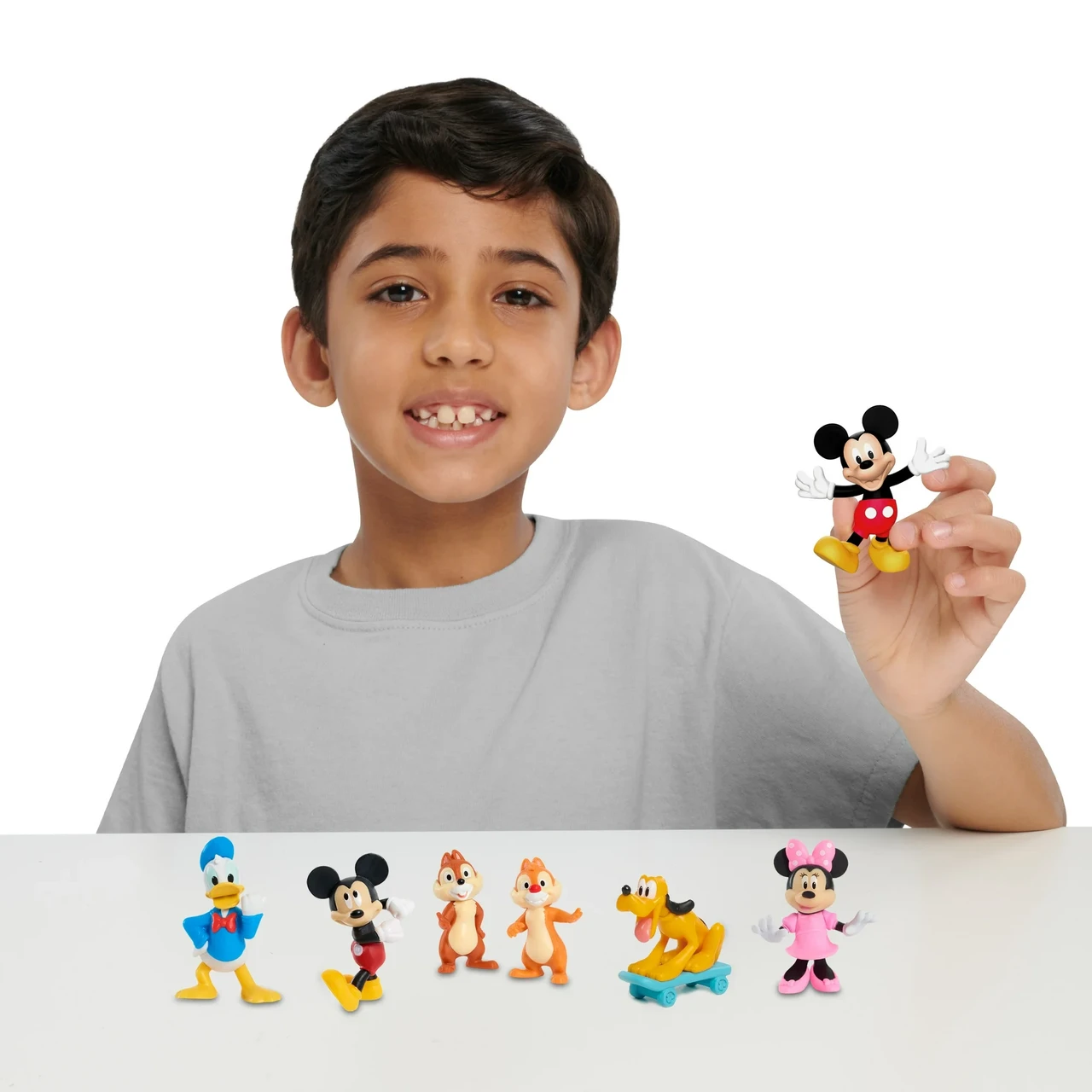 Игровой набор  фигурок Микки Мауса Disney Junior из 7 предметов