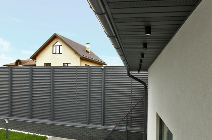 Софит Т4 Серый графит 3000x303 мм (0,9 м2) с центральной перфорацией Grand Line - фото 2 - id-p91505247