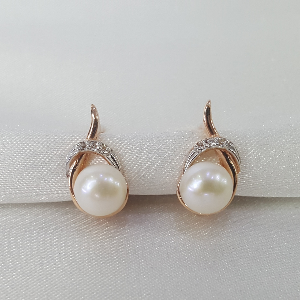 Серебряные серьги с фианитом и жемчугом культ. Красная Пресня 33310215Д, фото 1