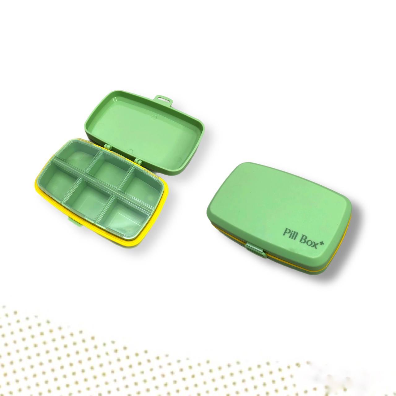 Таблетница органайзер 8х11 см зеленая Pill Box - фото 1 - id-p113716514