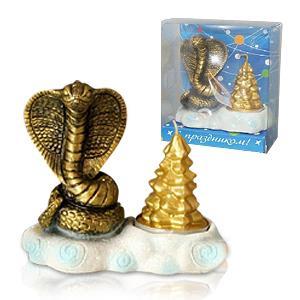 СБС НС Свеча новогодняя змея с елкой золотые на подсвечнике - фото 1 - id-p113718432