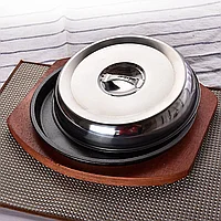 Сковорода жаровня чугунная круглая на деревянной подставке для подачи с крышкой, 200 мм